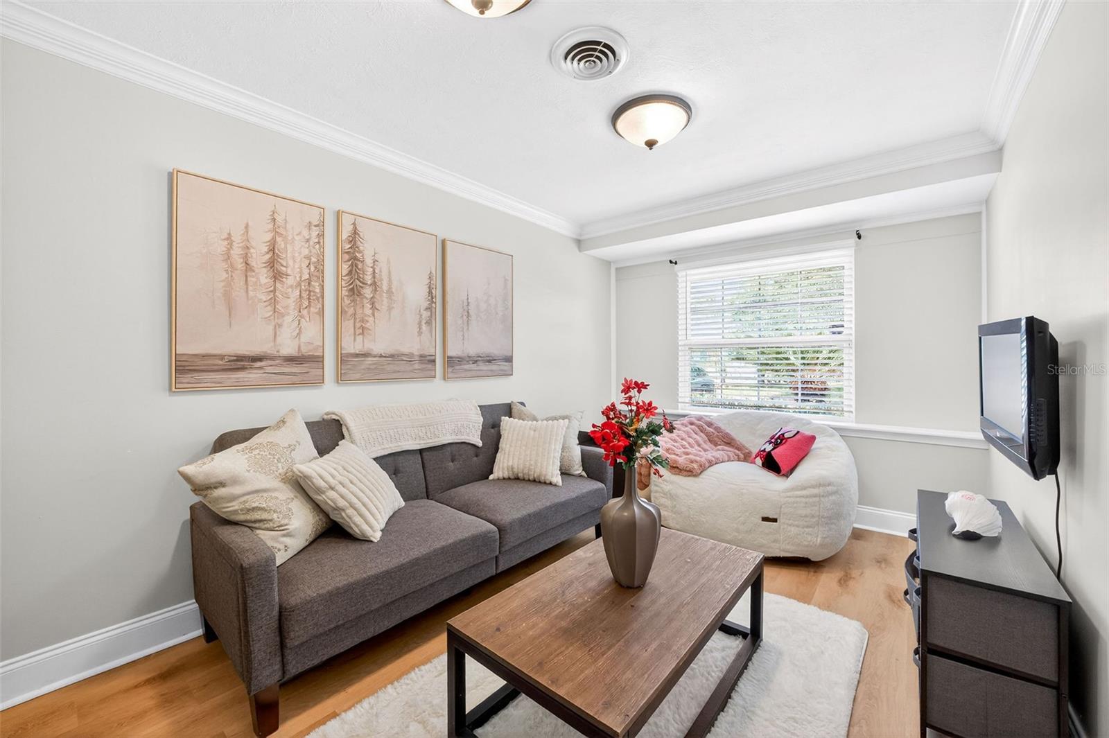 ARDSLEY MANOR SUB - Residential