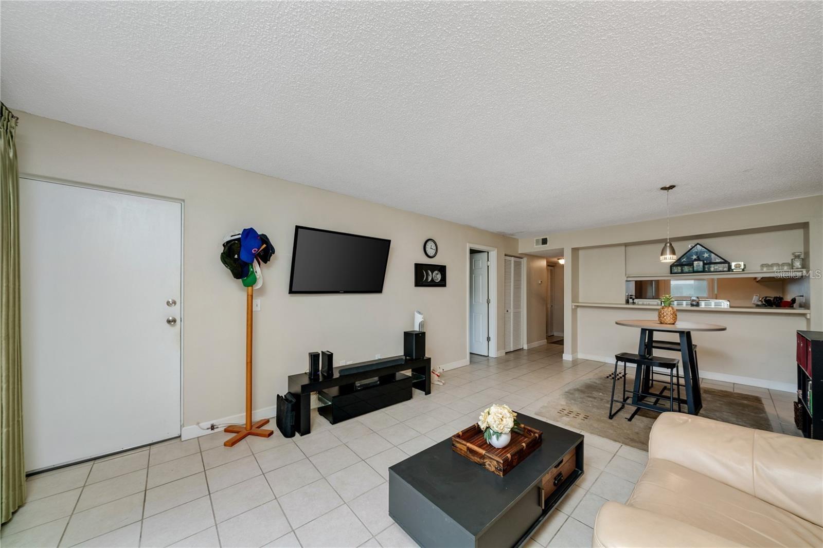 Photo 11 of 28 of 2625 STATE ROAD 590 1112 condo