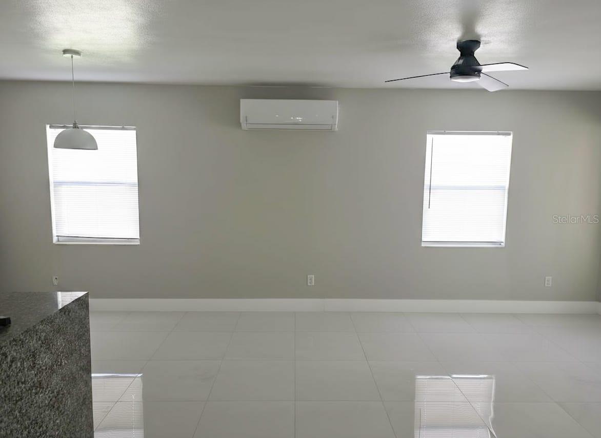 TANGELO PARK SEC 02 - Residential Lease