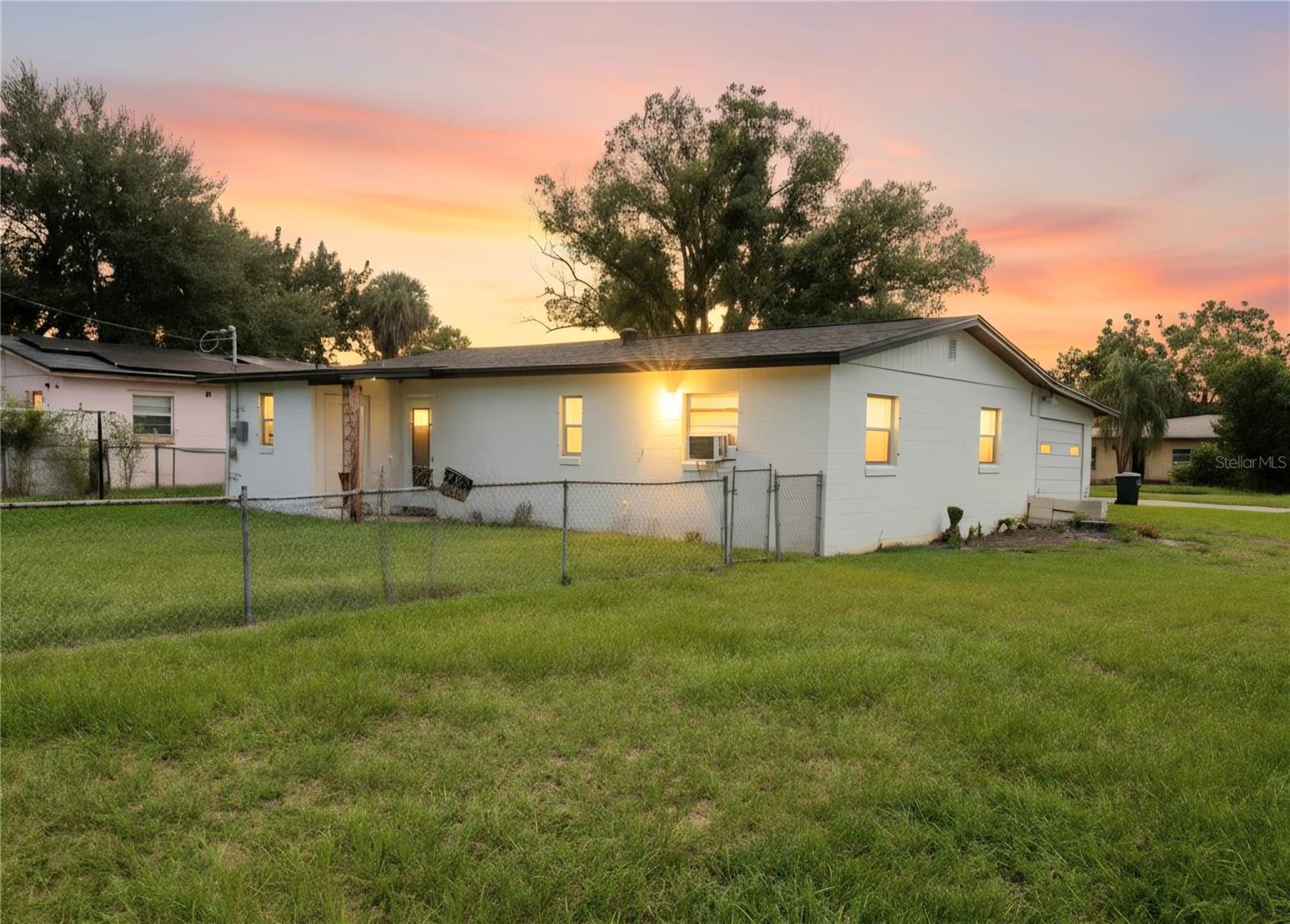 TANGELO PARK SEC 02 - Residential Lease