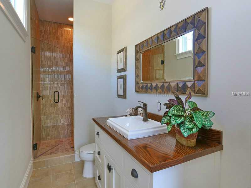 SUNRISE LANE - Residential