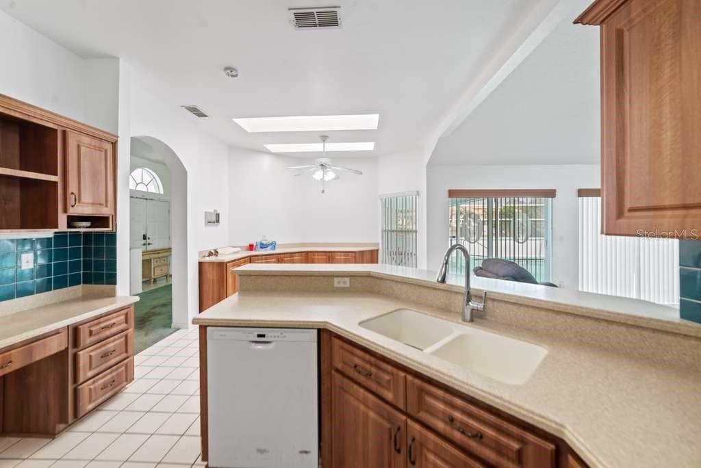 SPRING HILL - Residential