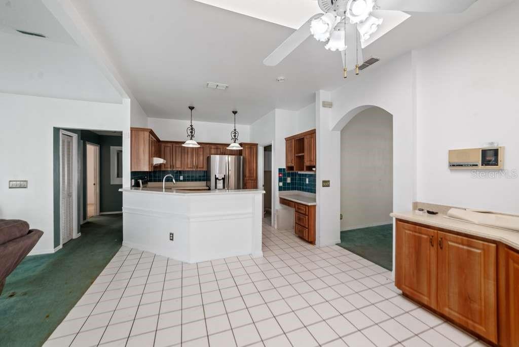 SPRING HILL - Residential