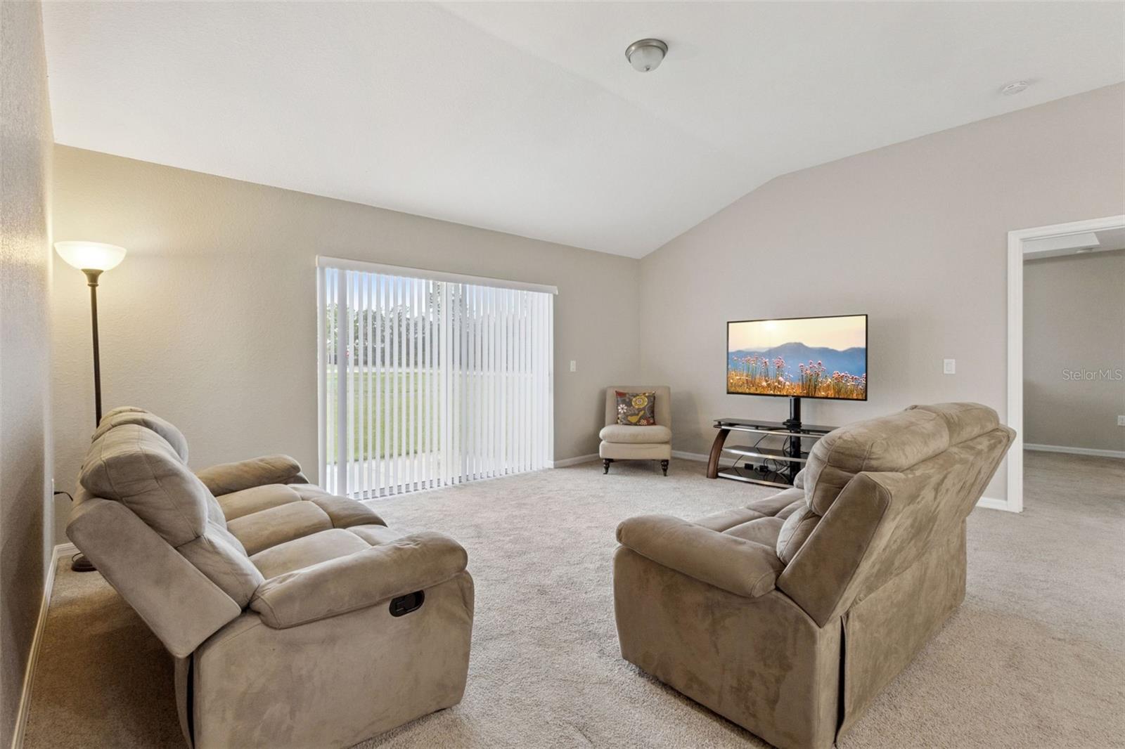 MARION OAKS UN 05 - Residential