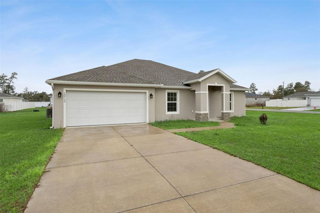 Photo of 15712 SW 37th Circle, Ocala, FL 34473 (MLS # O6391130)