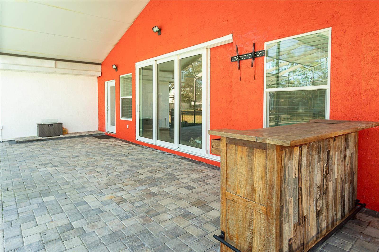 FOX RIDGE - Residential