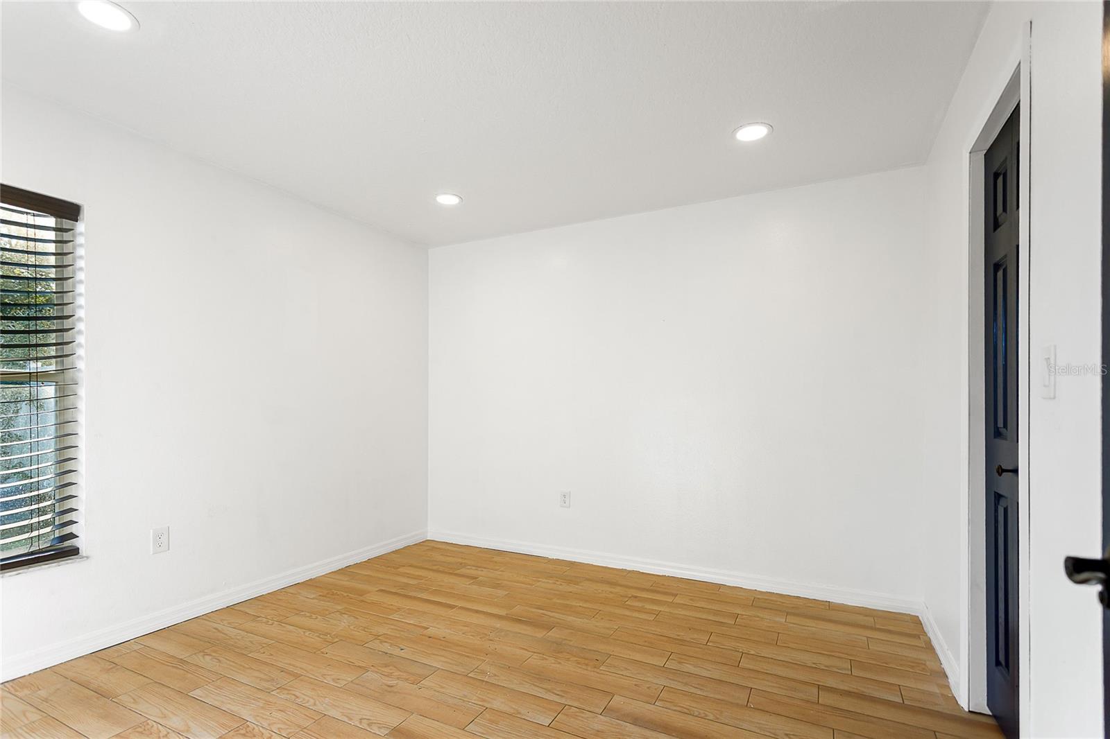 FOX RIDGE - Residential