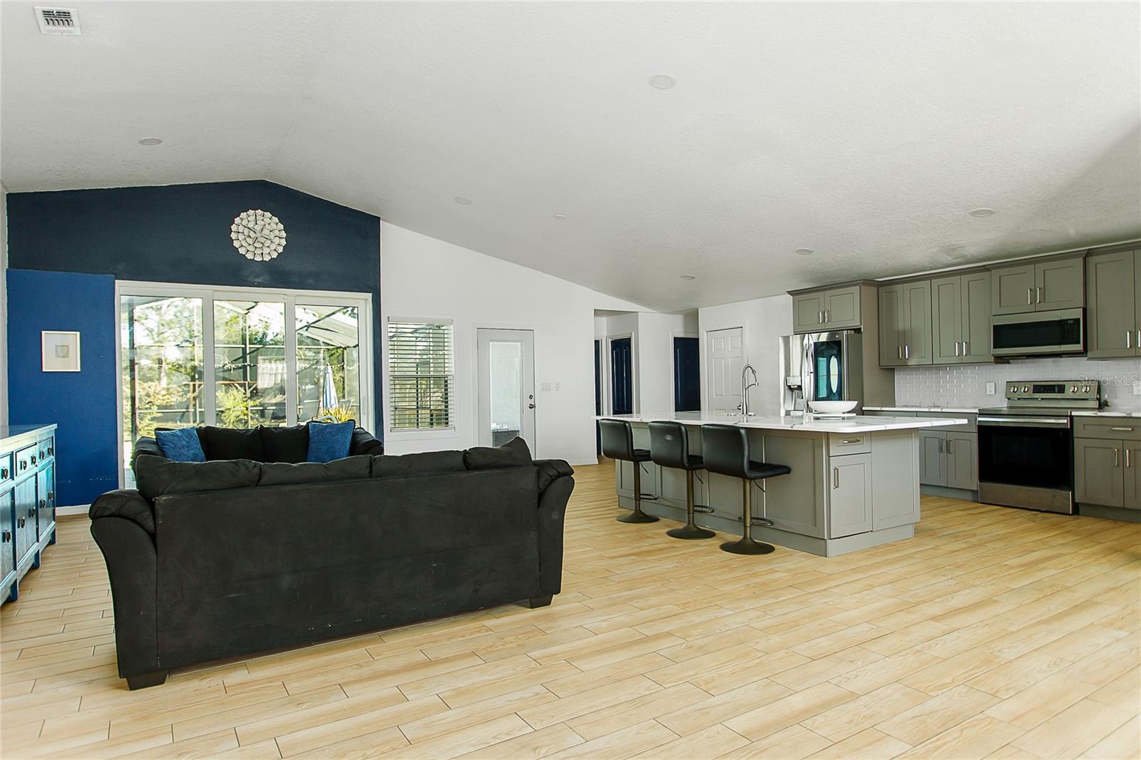 FOX RIDGE - Residential