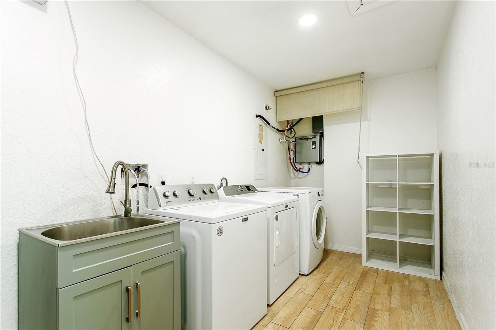 FOX RIDGE - Residential