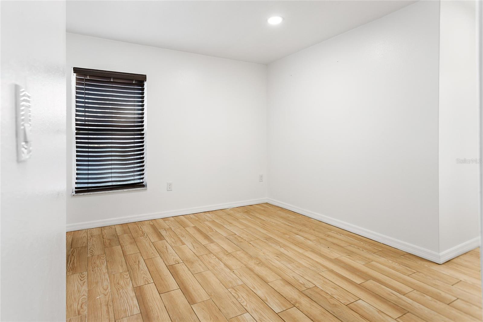 FOX RIDGE - Residential