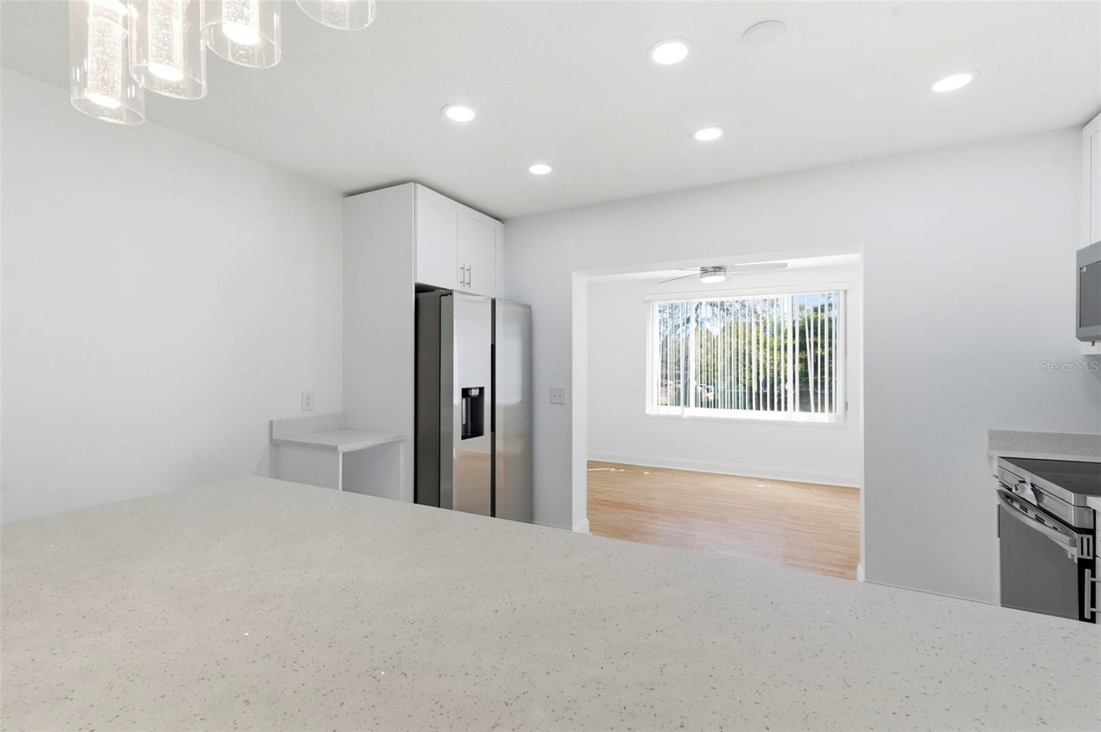 ON TOP OF THE WORLD - Residential