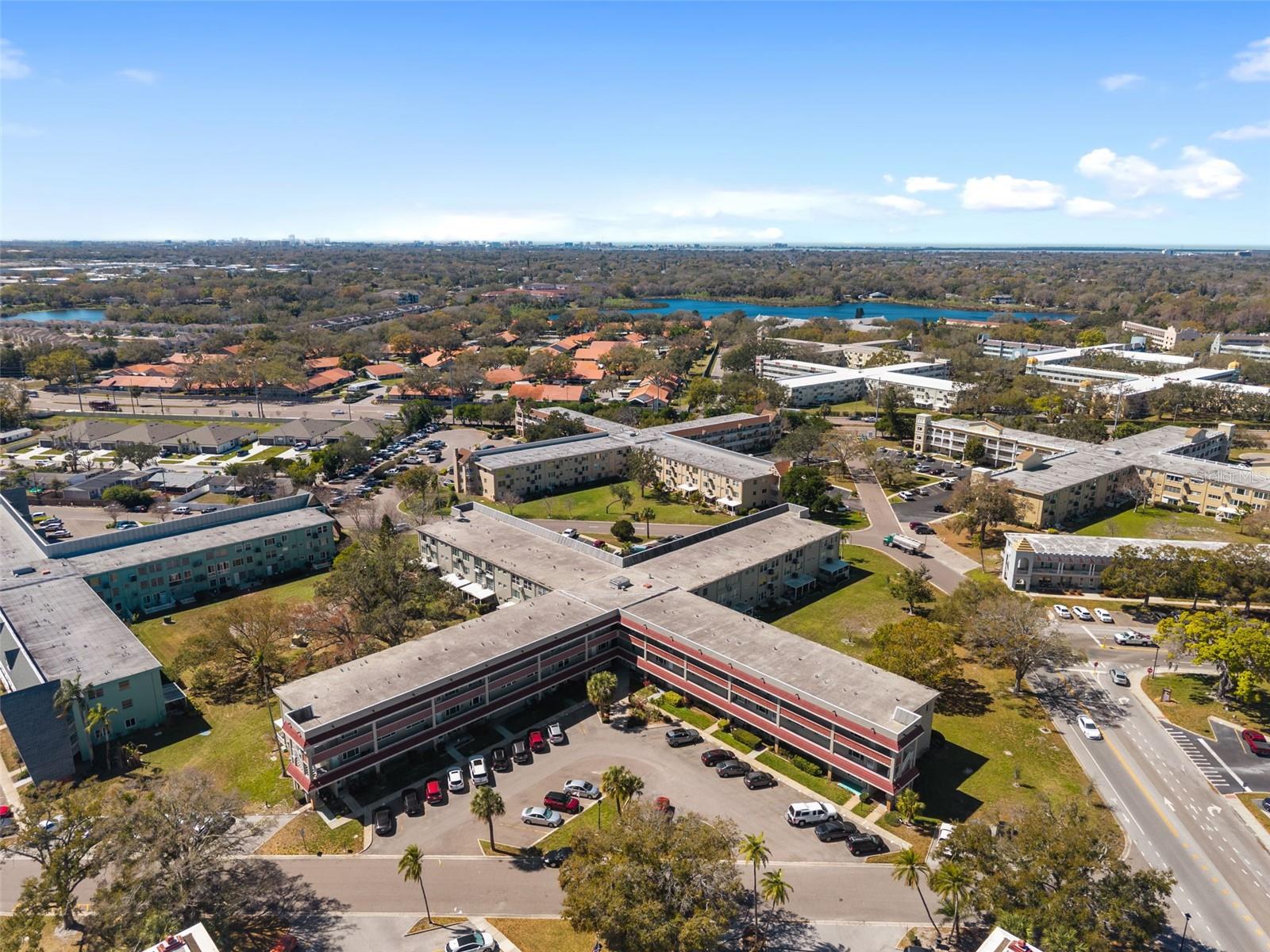 ON TOP OF THE WORLD - Residential