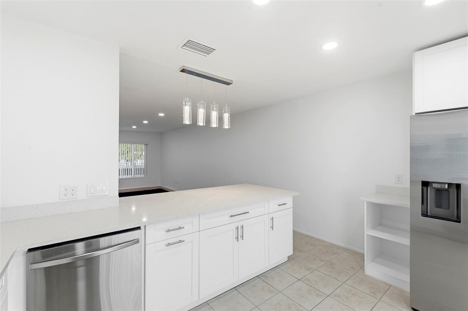 ON TOP OF THE WORLD - Residential