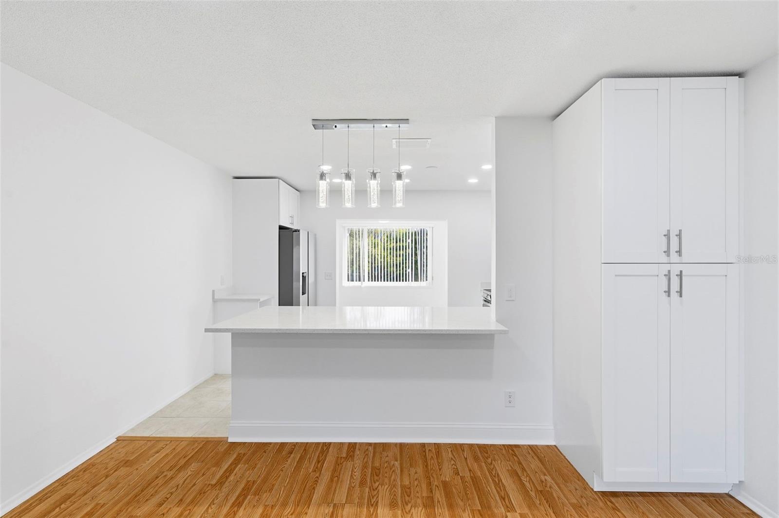 ON TOP OF THE WORLD - Residential