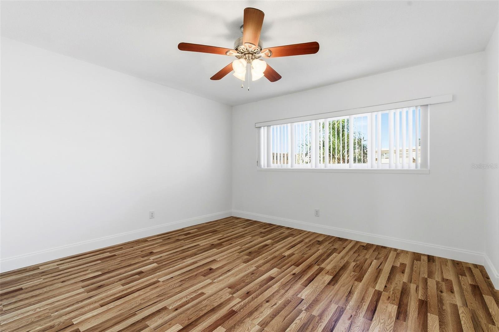 ON TOP OF THE WORLD - Residential