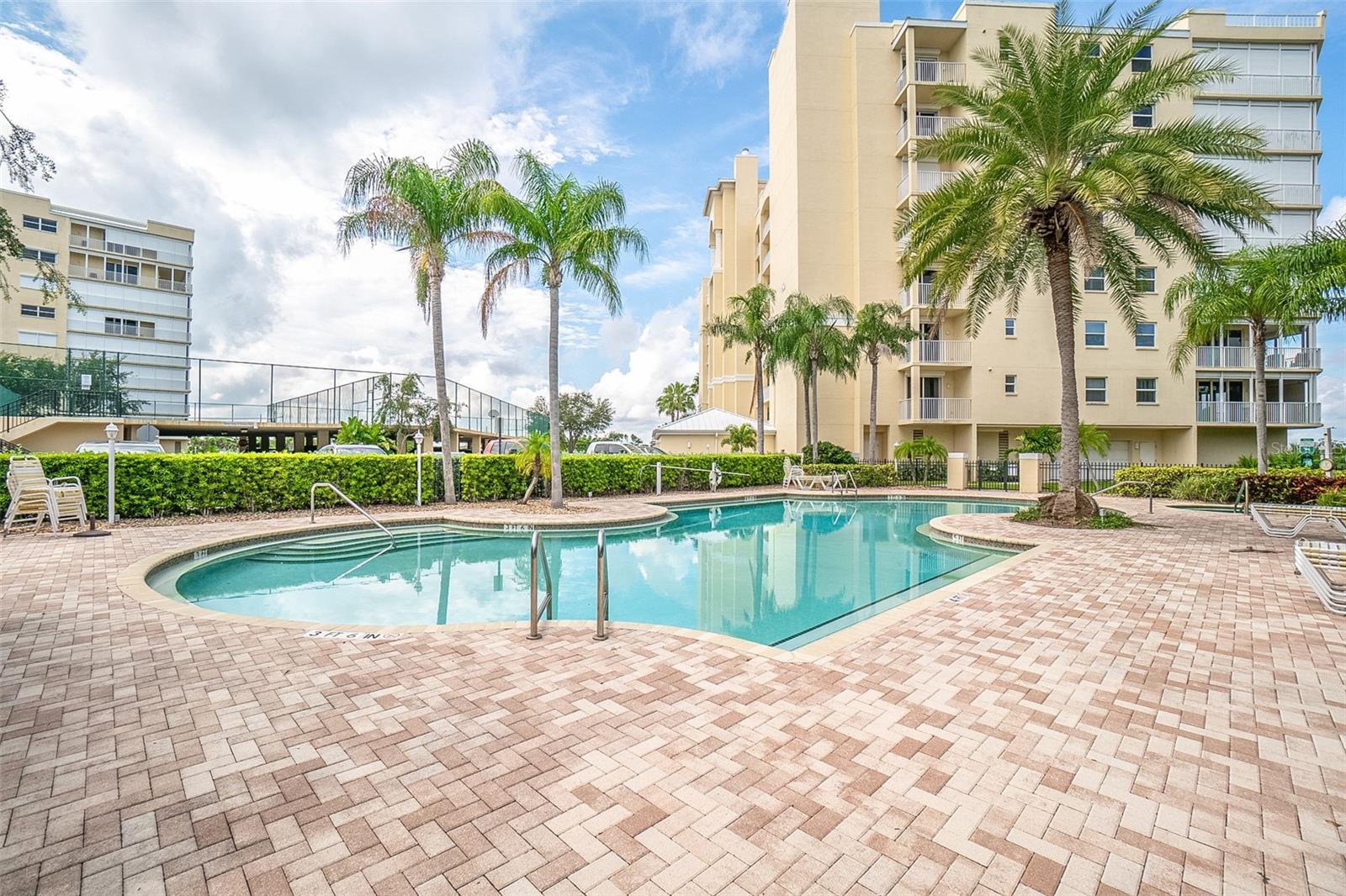 EXCLUSIVE USE TO THAT LIMI - Residential