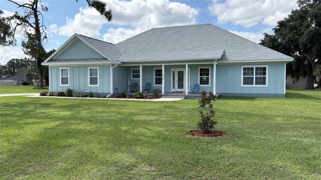 Photo of 122 SW Scott Place, Lake City, FL 32024 (MLS # A4699031)
