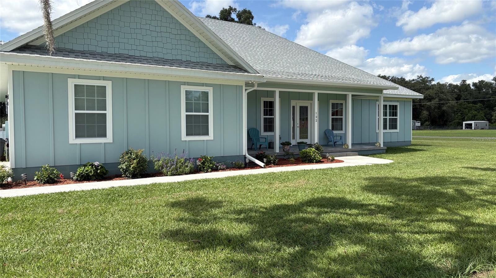 122 SW SCOTT PLACE