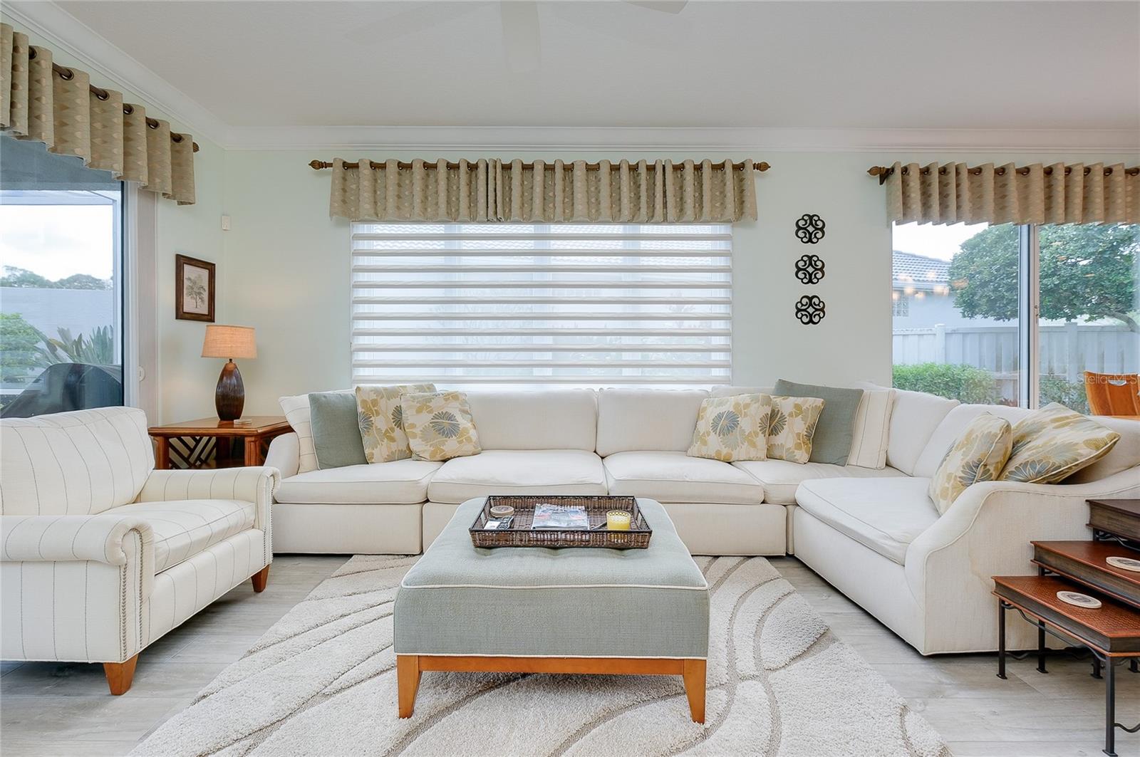 ROSEDALE 11 - Residential