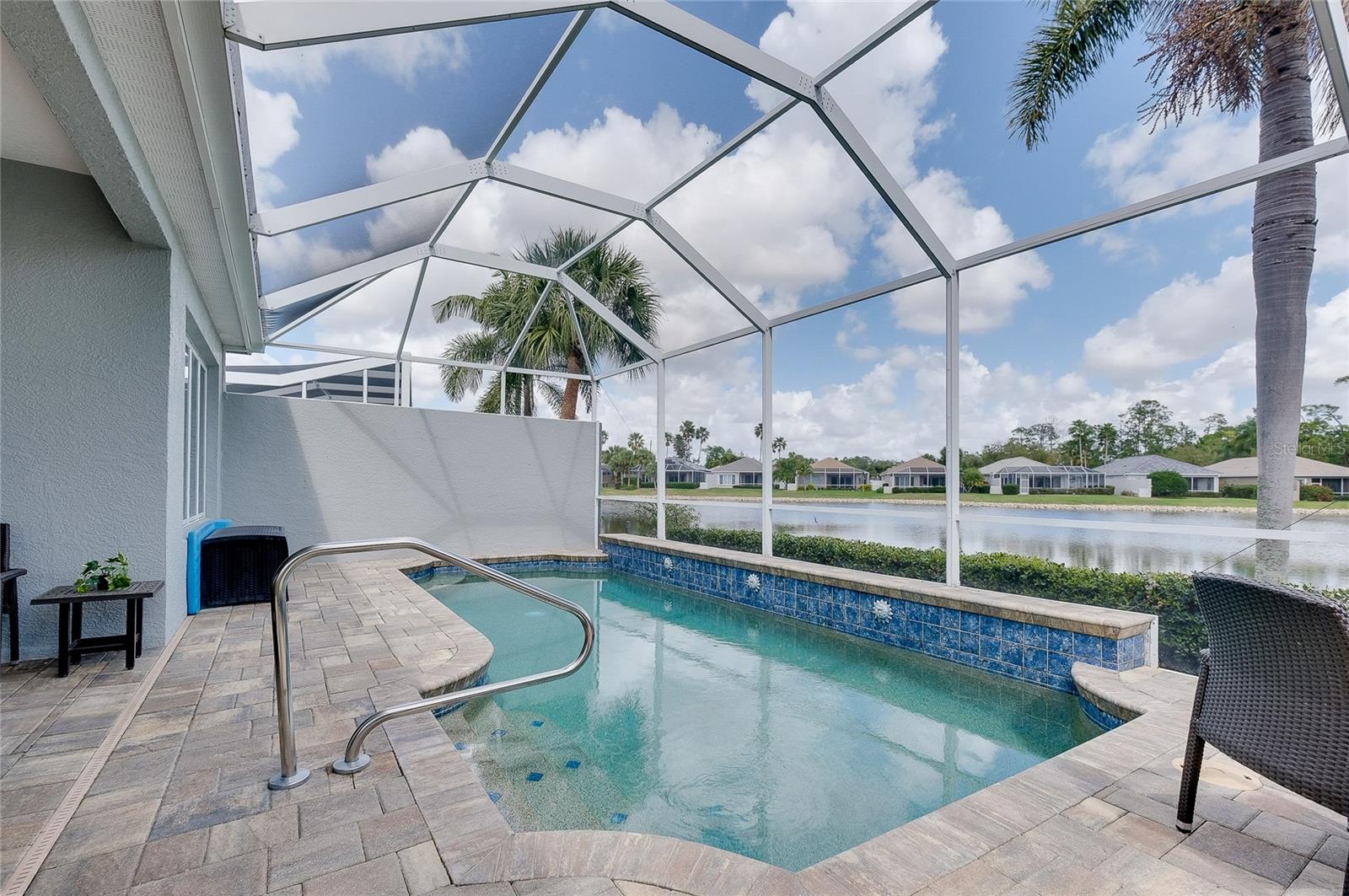 ROSEDALE 11 - Residential