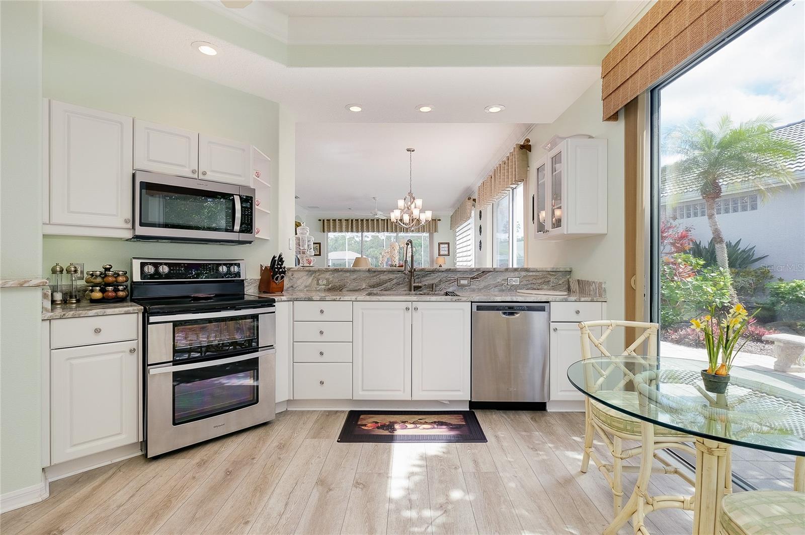 ROSEDALE 11 - Residential