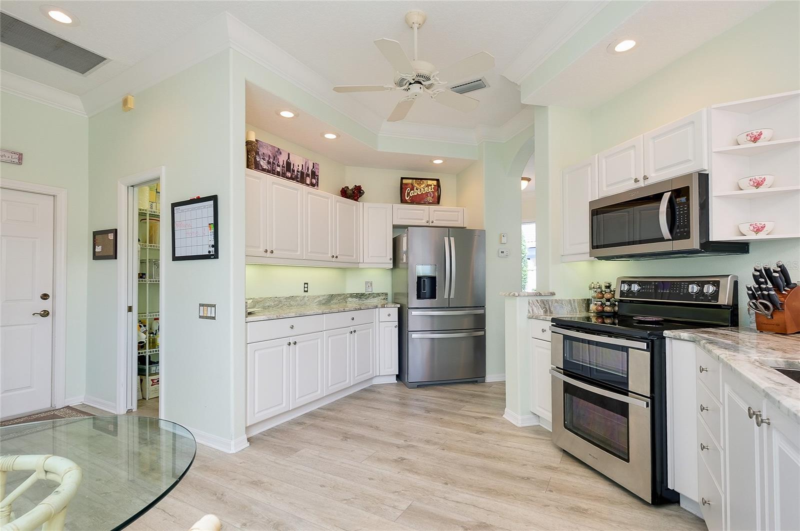 ROSEDALE 11 - Residential