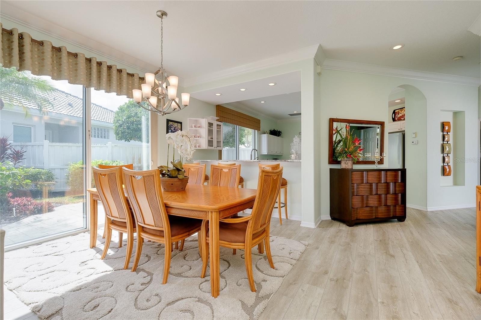 ROSEDALE 11 - Residential