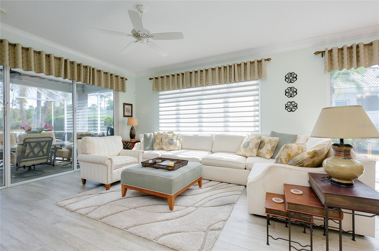 ROSEDALE 11 - Residential