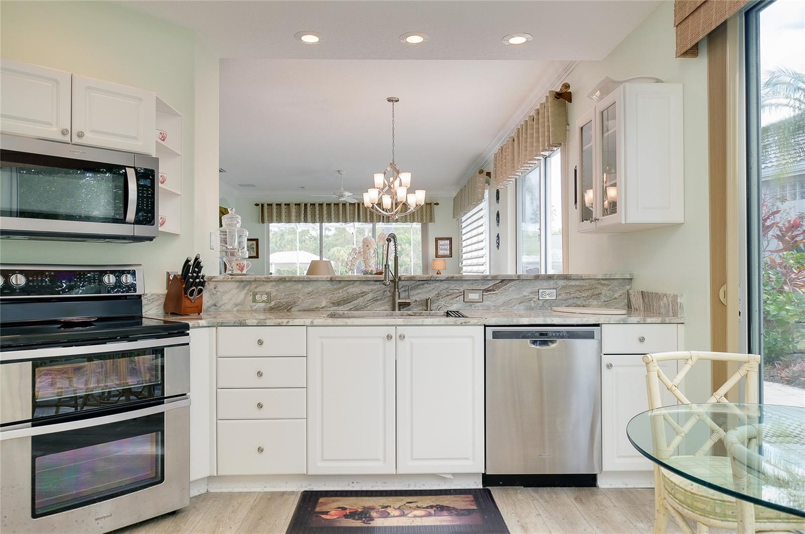 ROSEDALE 11 - Residential