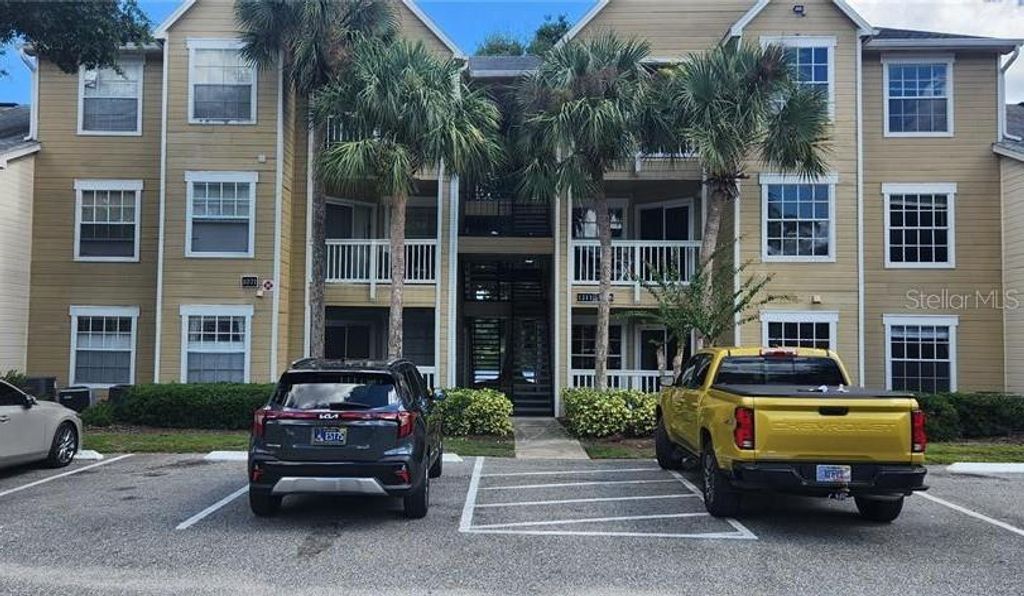 Photo of 1071 S Hiawassee Road #1214, Orlando, FL 32835 (MLS # O6372257)