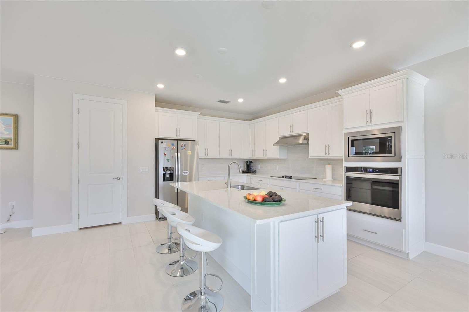 SAPPHIRE POINT PH IIIA - Residential