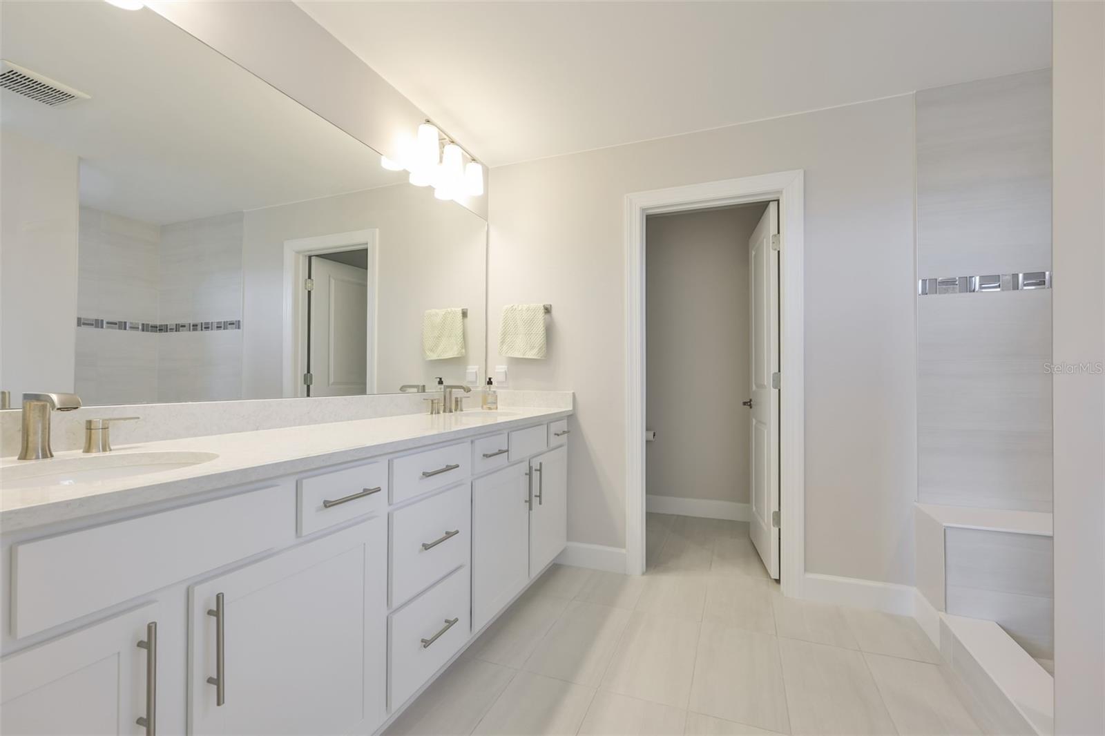 SAPPHIRE POINT PH IIIA - Residential