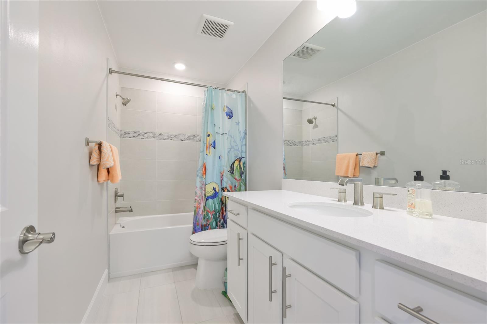 SAPPHIRE POINT PH IIIA - Residential