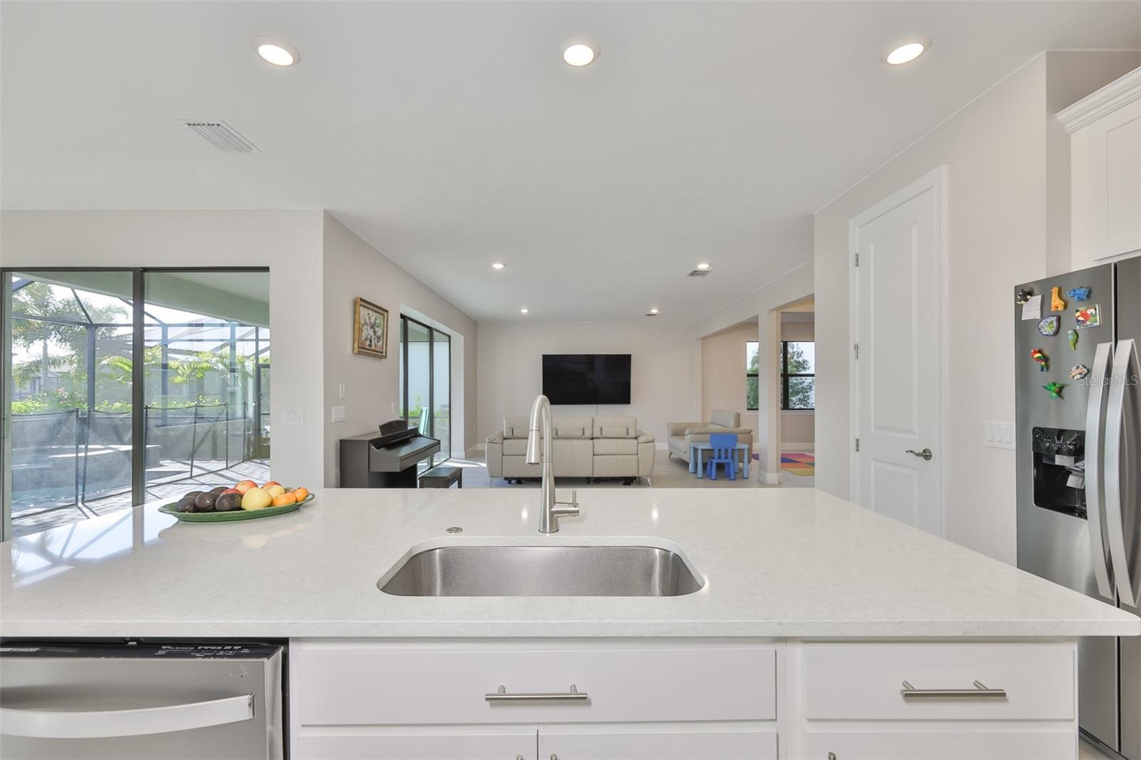 SAPPHIRE POINT PH IIIA - Residential