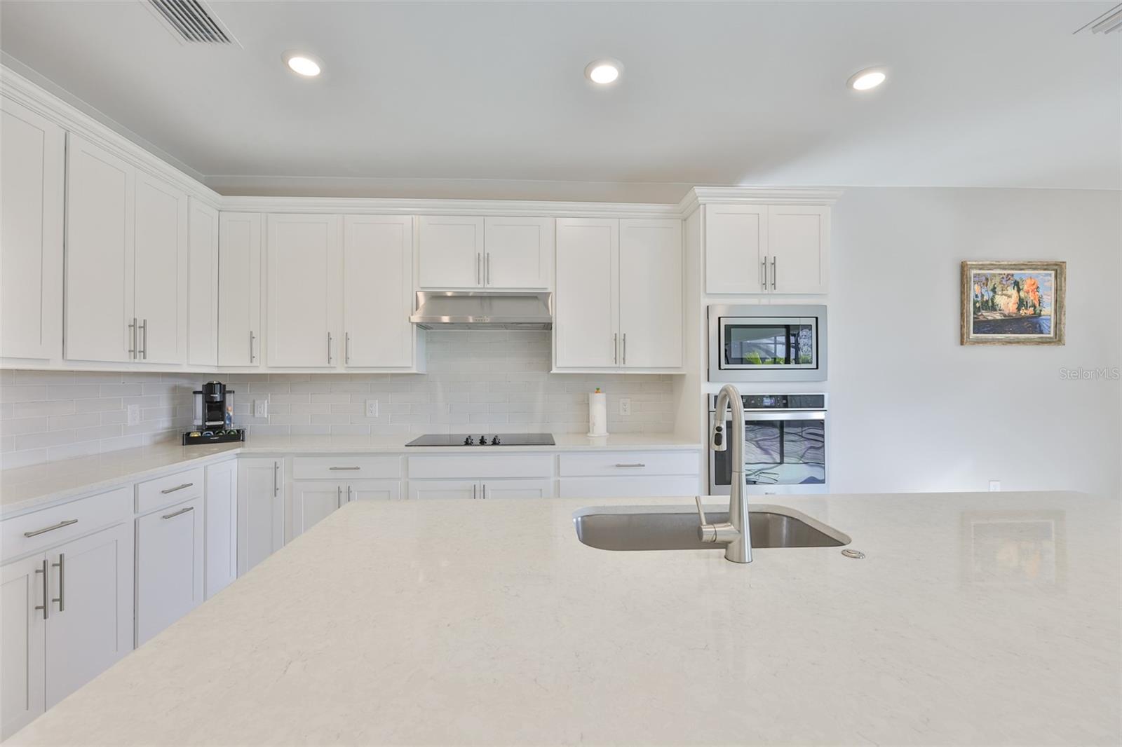 SAPPHIRE POINT PH IIIA - Residential