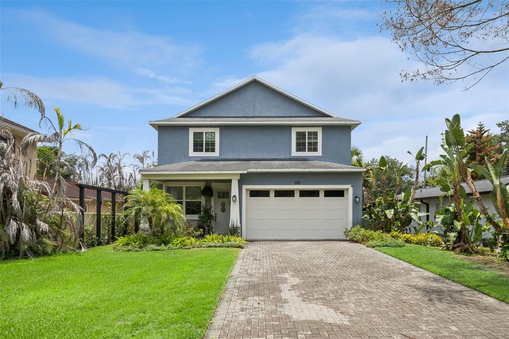 Photo of 980 Burns Street, Orlando, FL 32803 (MLS # O6421001)