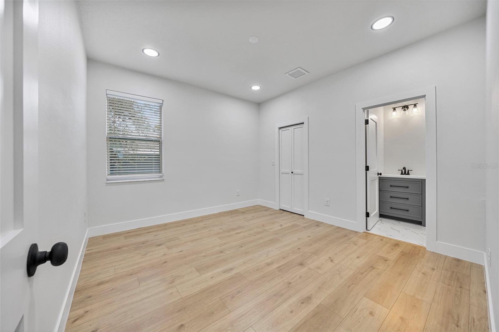MENDELS RESUB OF BLOC - Residential