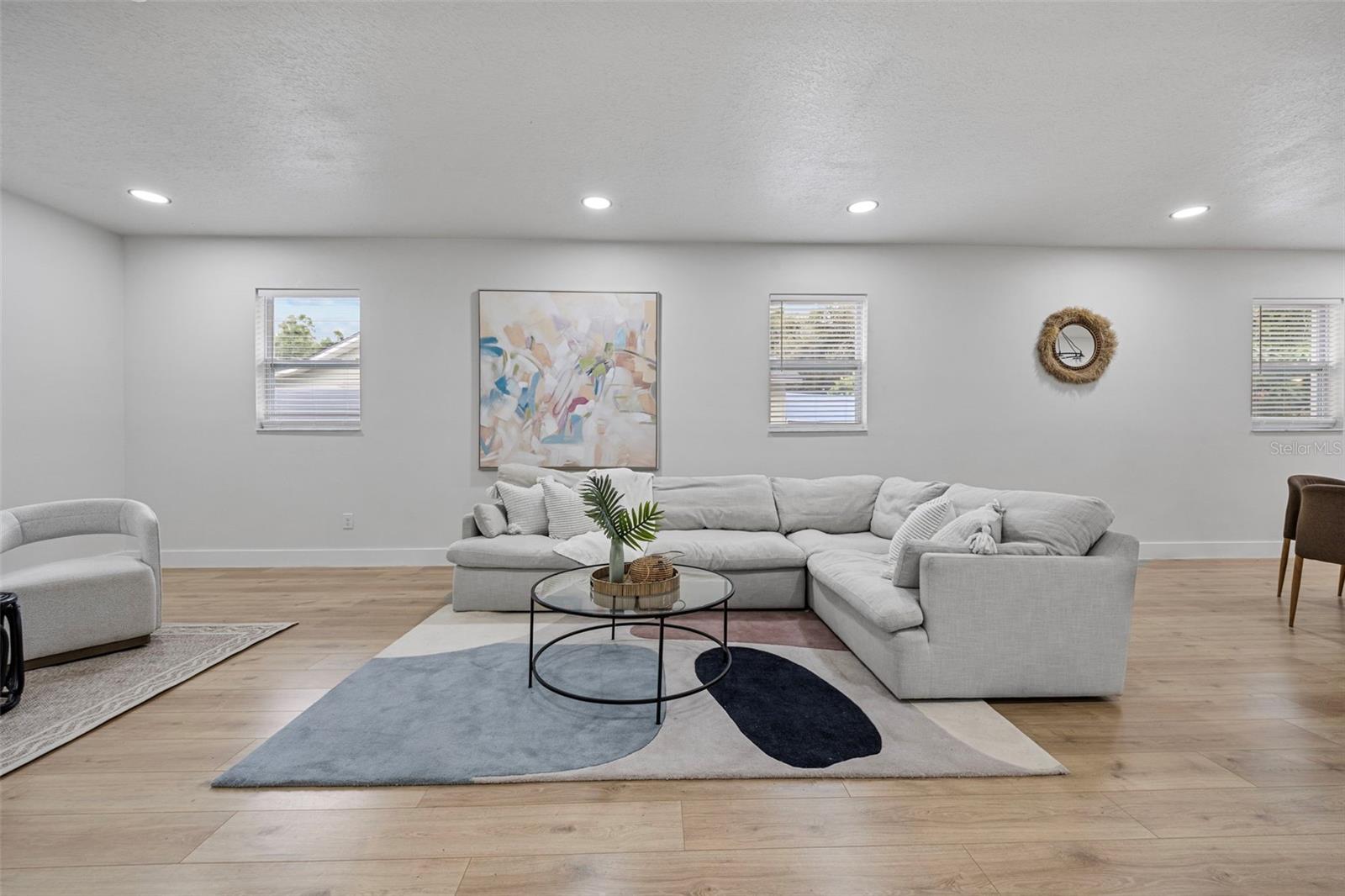 MENDELS RESUB OF BLOC - Residential