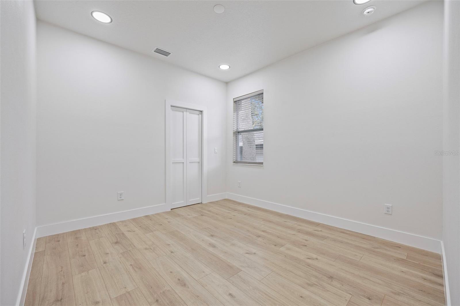 MENDELS RESUB OF BLOC - Residential