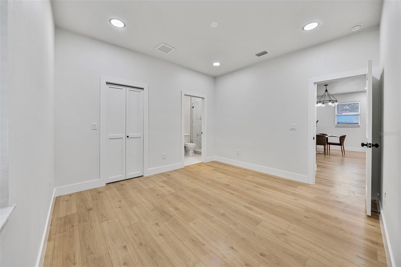 MENDELS RESUB OF BLOC - Residential