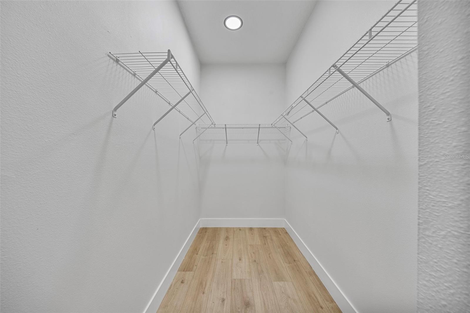 MENDELS RESUB OF BLOC - Residential