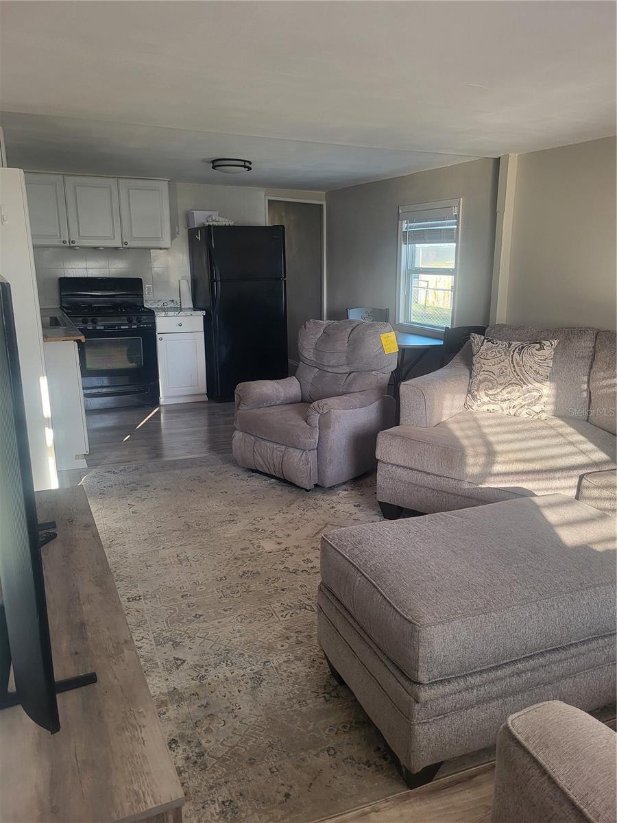 HOLIDAY VILLAGE CO-OP M/H UNREC - Residential