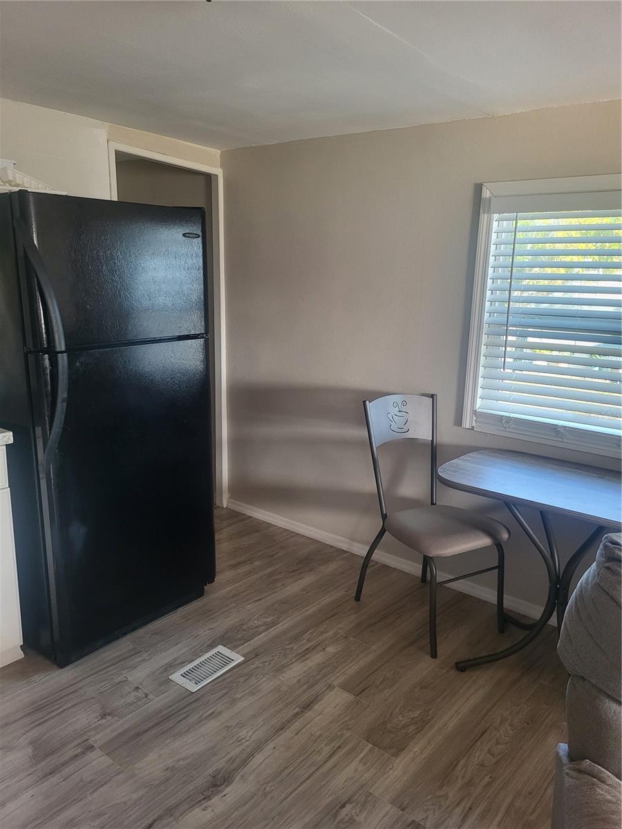 HOLIDAY VILLAGE CO-OP M/H UNREC - Residential