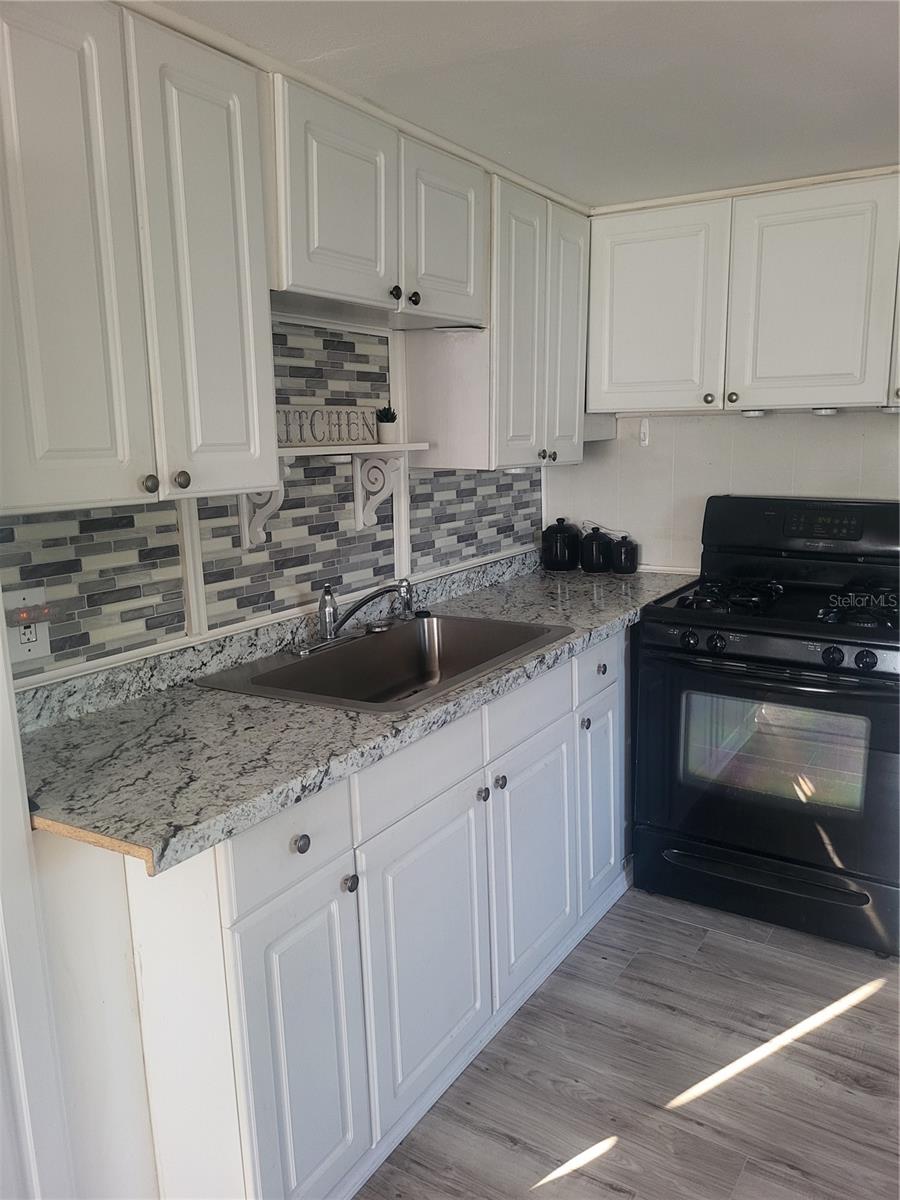 HOLIDAY VILLAGE CO-OP M/H UNREC - Residential