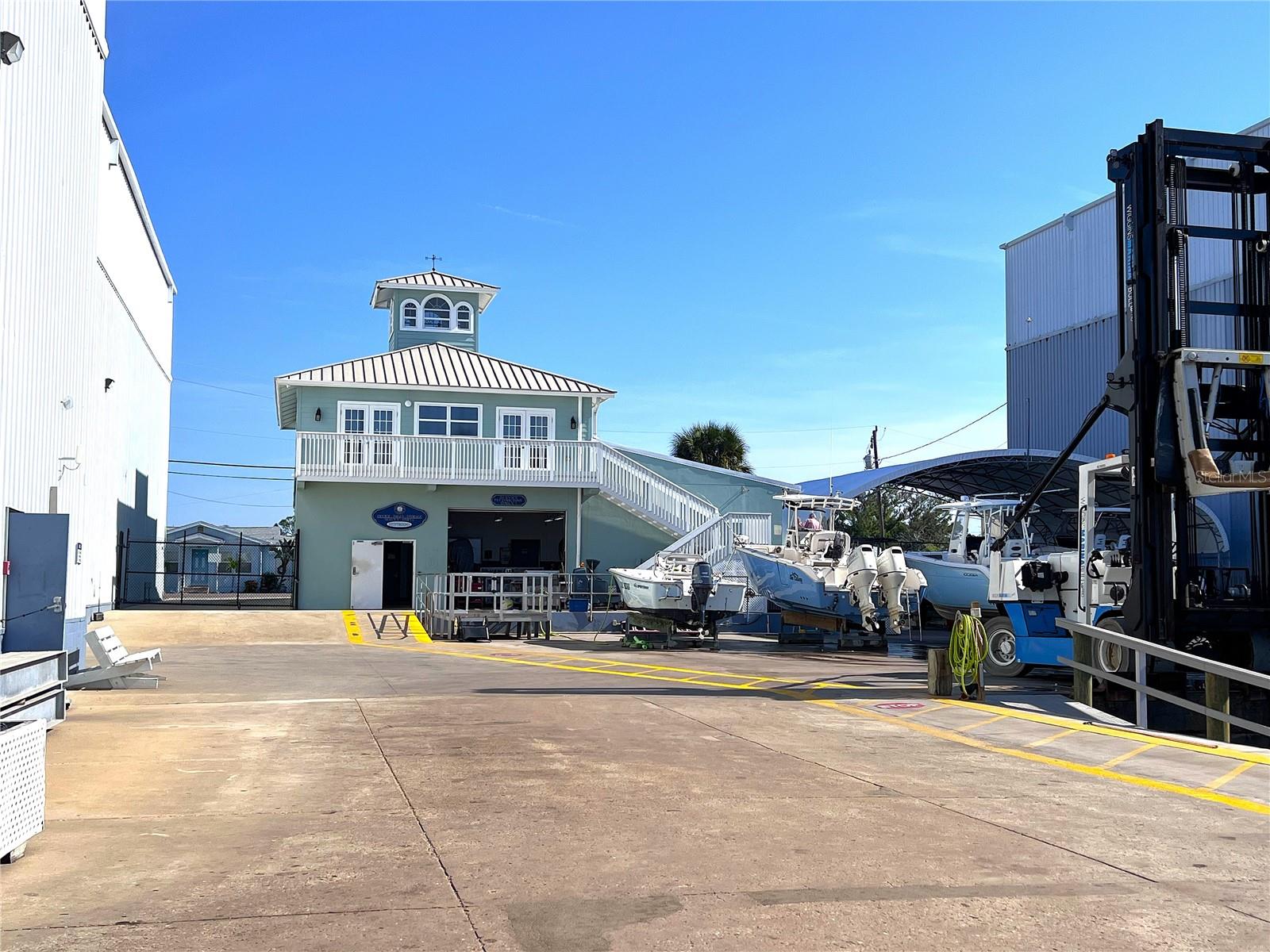 100 CIRCUIT ROAD #N-47