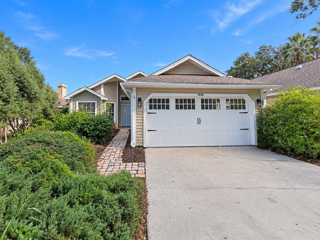 Photo of 1446 Walden Oaks Place, Plant City, FL 33563 (MLS # S5158217)