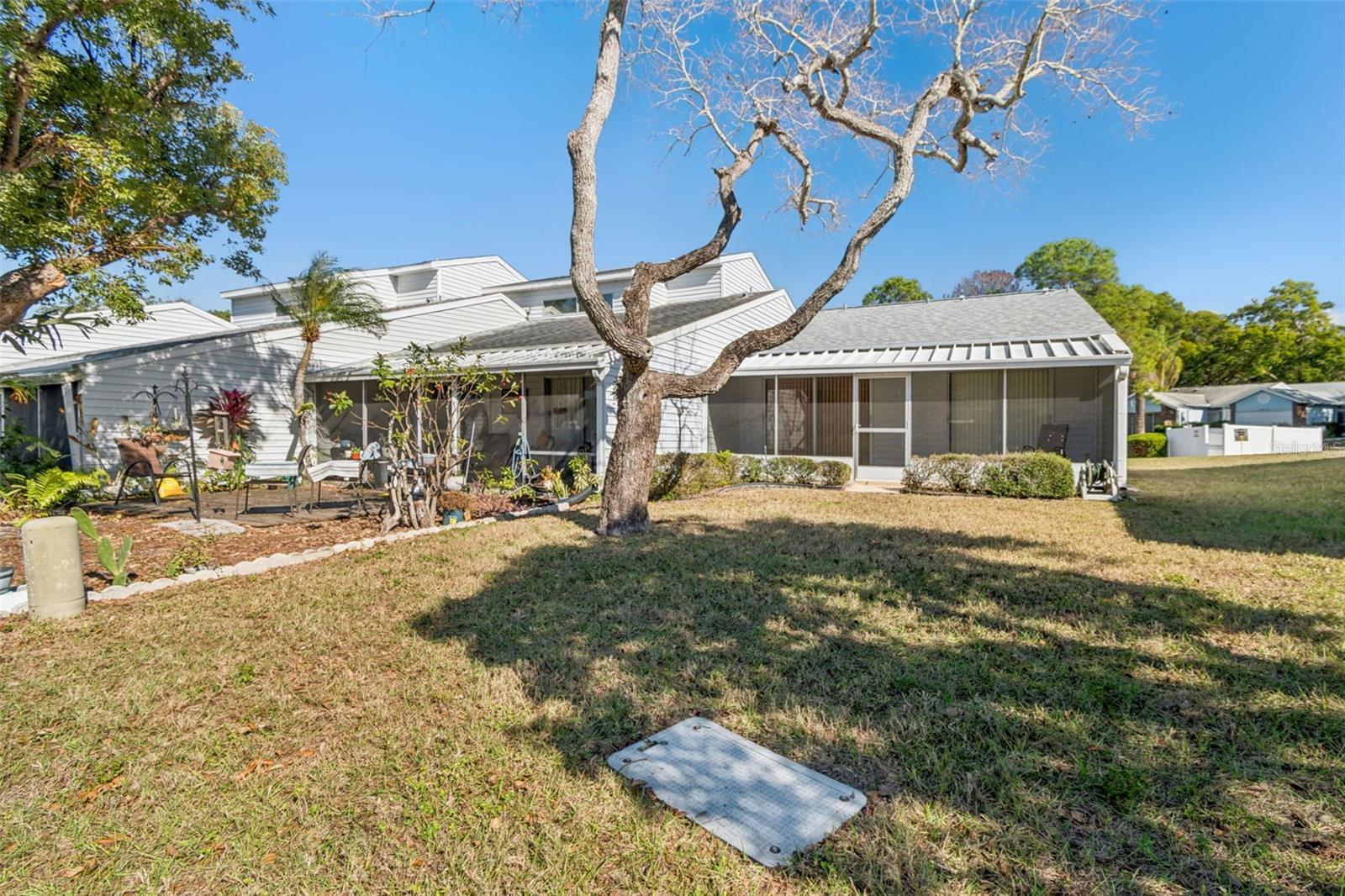 VILLAS OF BEACON GROVES - Residential