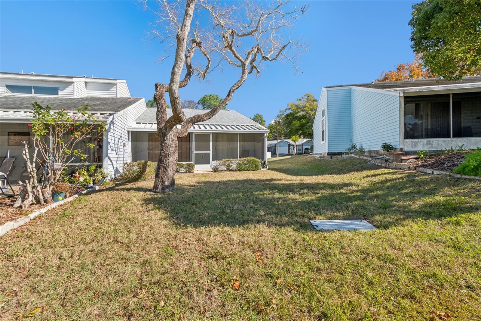 VILLAS OF BEACON GROVES - Residential