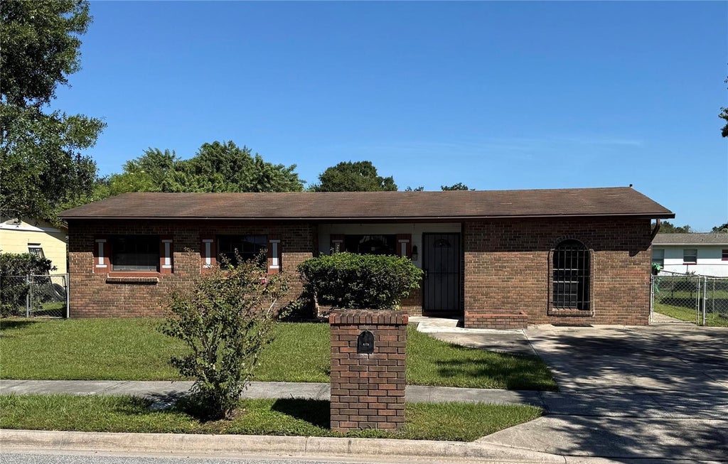 Photo of 4723 Piedmont Court, Orlando, FL 32811 (MLS # O6440246)