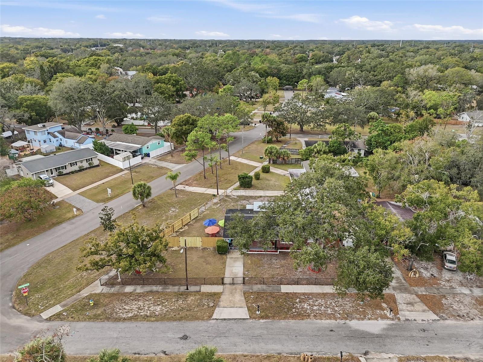 TAMPAS NORTH SIDE COUNTRY CLU - Residential